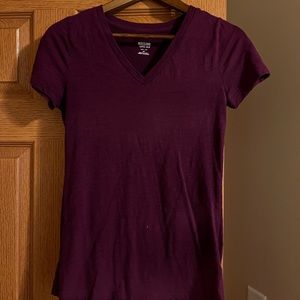 Women’s v neck